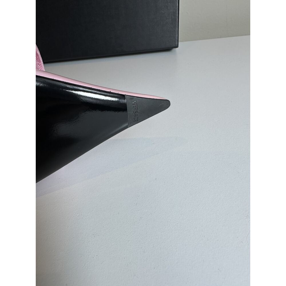 Authentic Versace Pink Patent Leather Pointed Toe Heels Medusa Size 38.5 - Picture 10 of 12